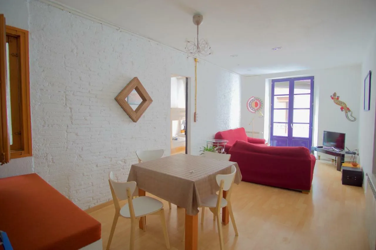 La Lleona Apartment Girona