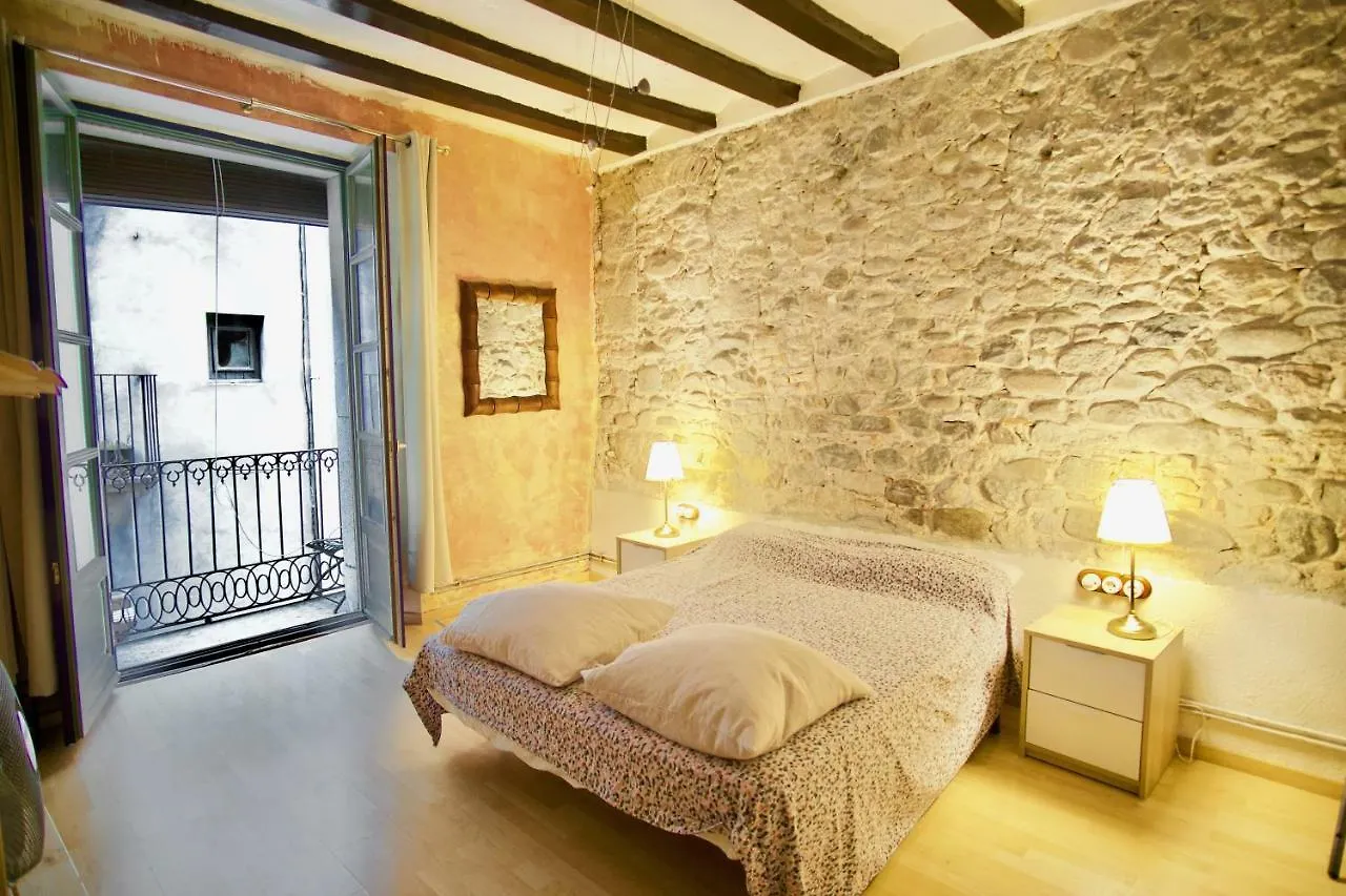 La Lleona Apartment Girona Spain